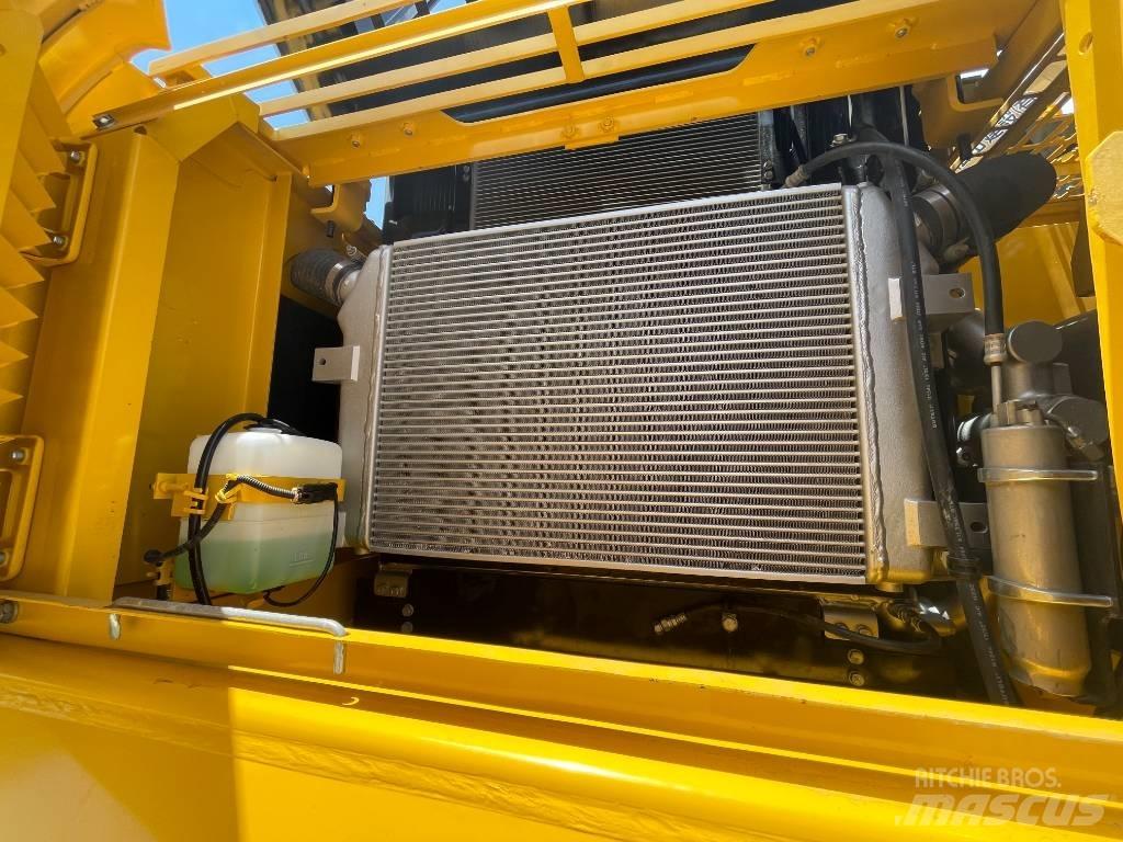 Komatsu PC360 Excavatoare pe șenile
