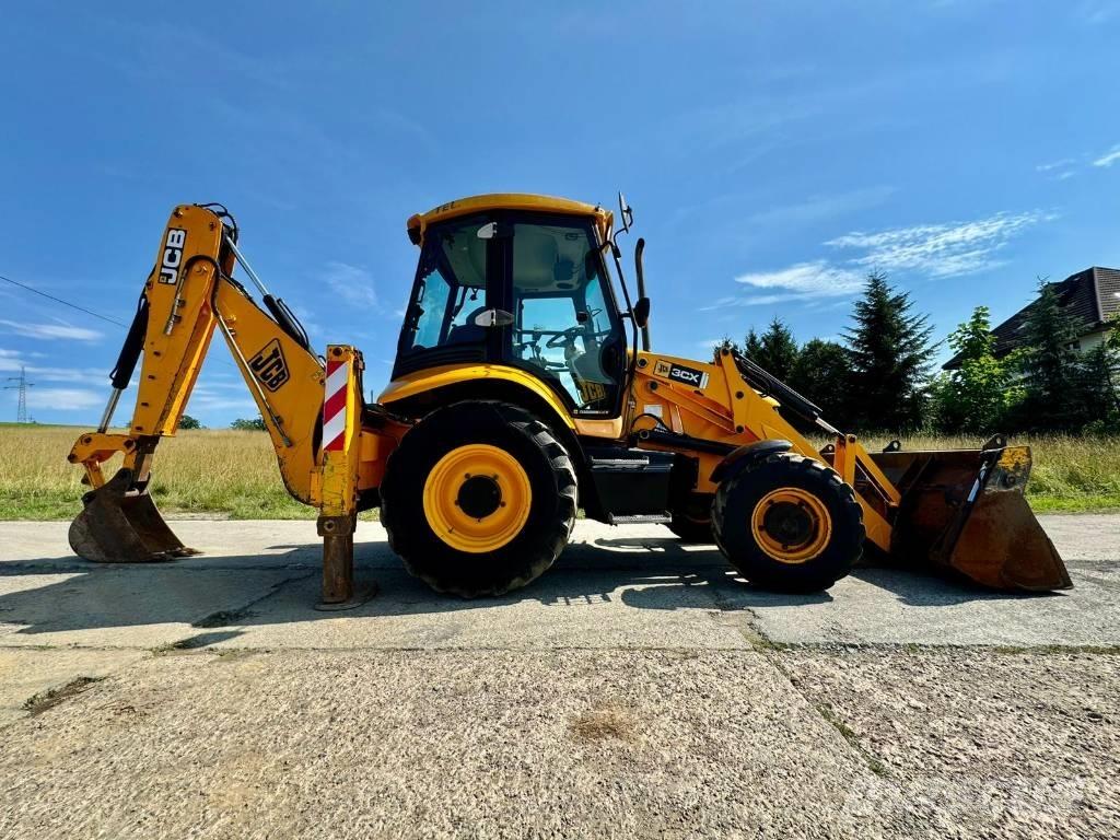 JCB 3 CX Buldoexcavatoare