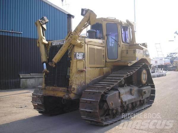 CAT D8N Buldozere pe senile