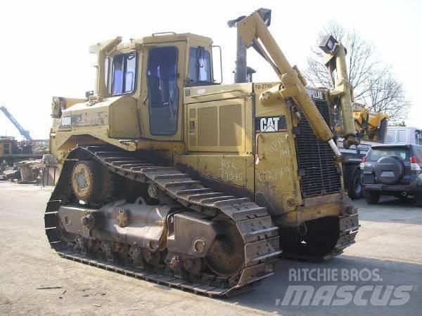 CAT D8N Buldozere pe senile