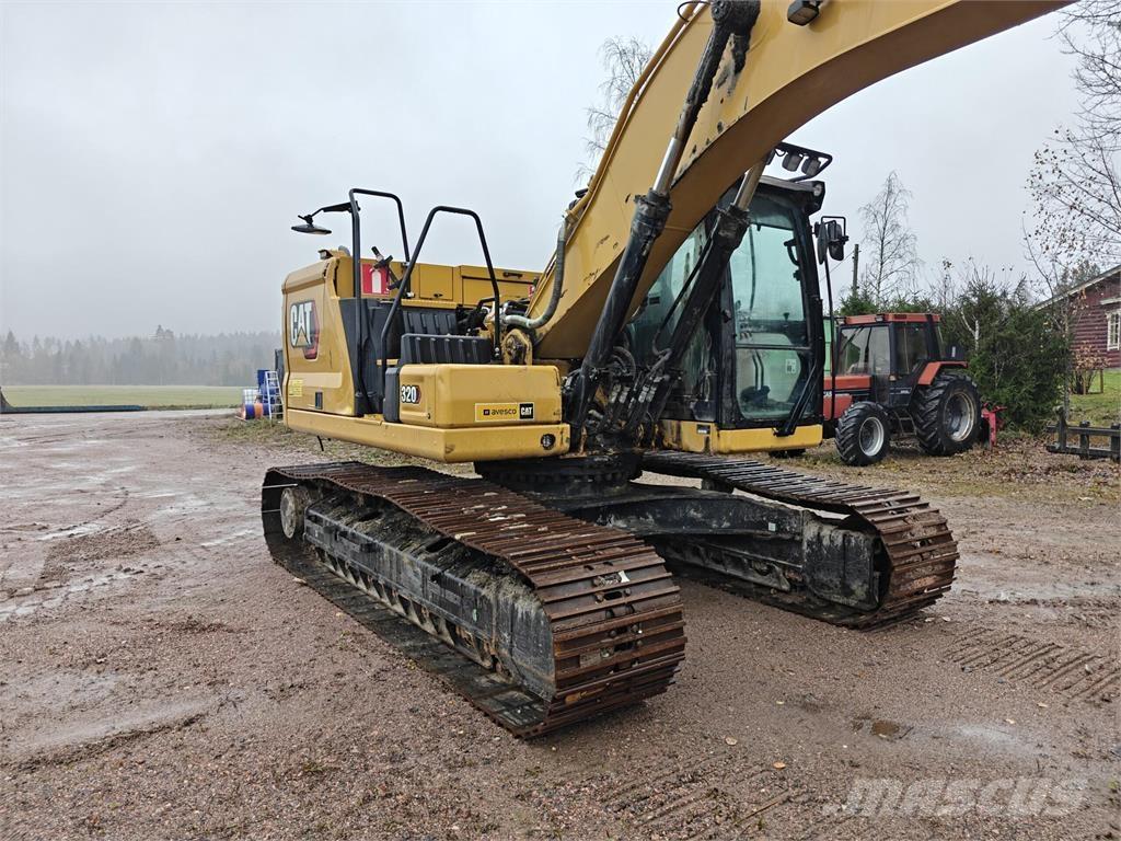 CAT 320 Excavatoare pe șenile
