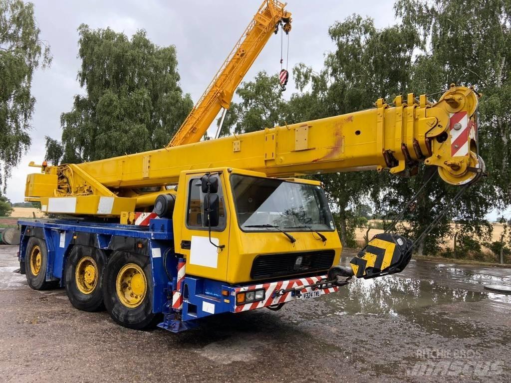 Grove GMK 3050 Macara pentru orice teren