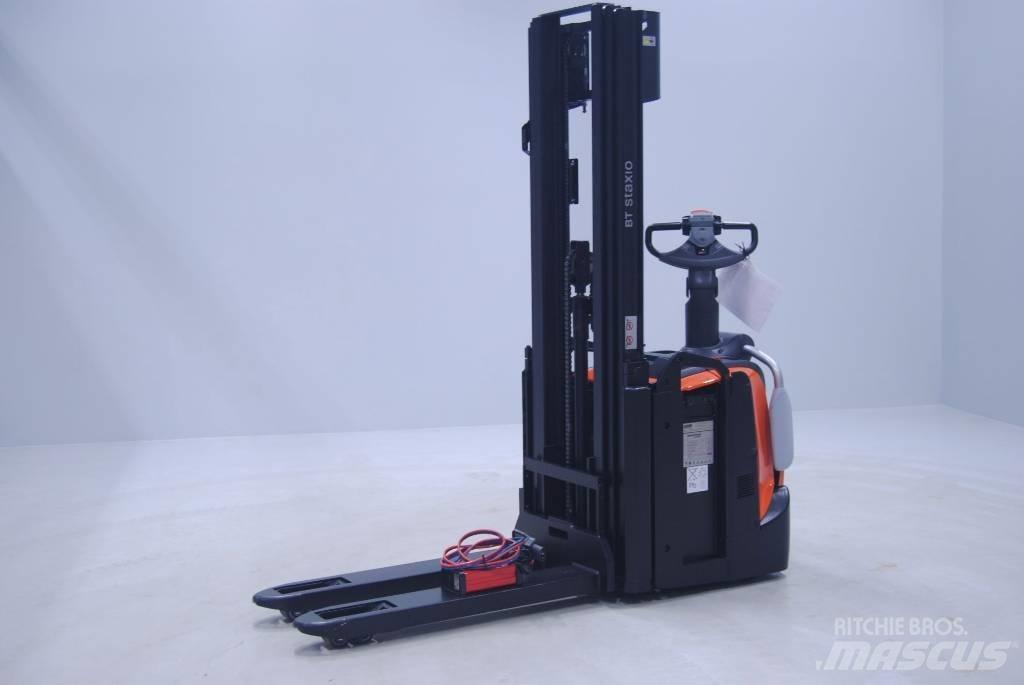 Toyota SPE120L Transpaleta manuala
