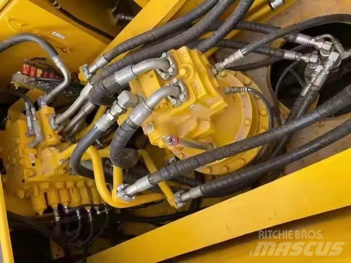 Komatsu PC 350 Excavatoare pe șenile
