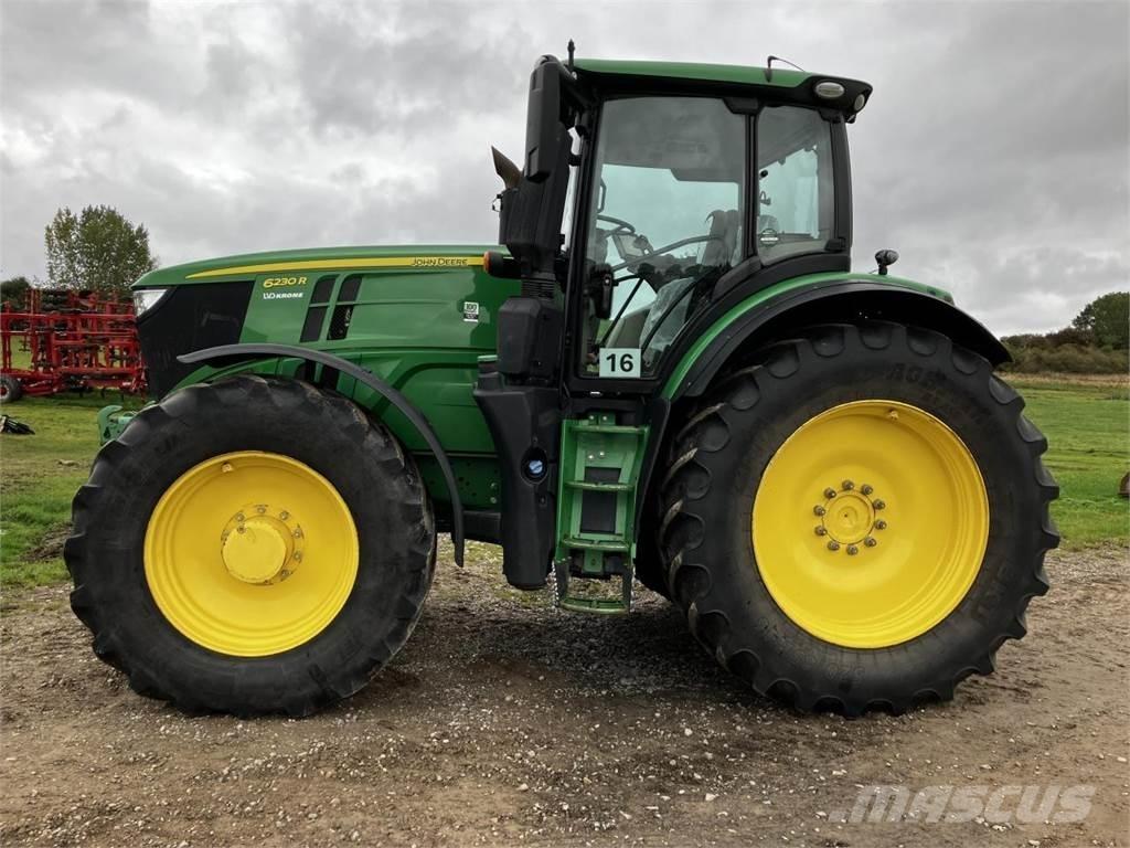 John Deere 6230R Tractoare