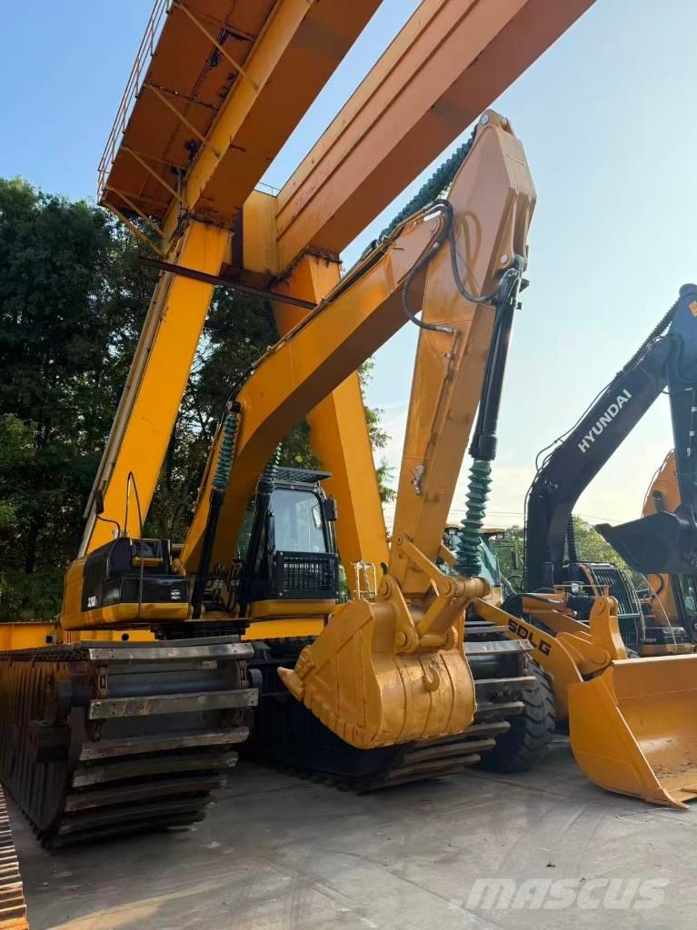 CAT 320D2 Excavator amfibiu