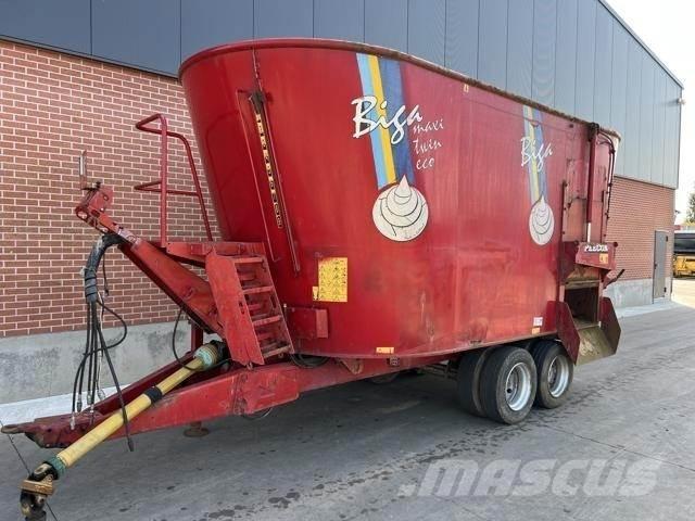 Peecon 26M³ Mixere furaje
