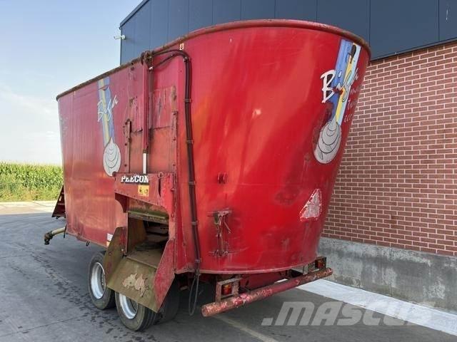 Peecon 26M³ Mixere furaje