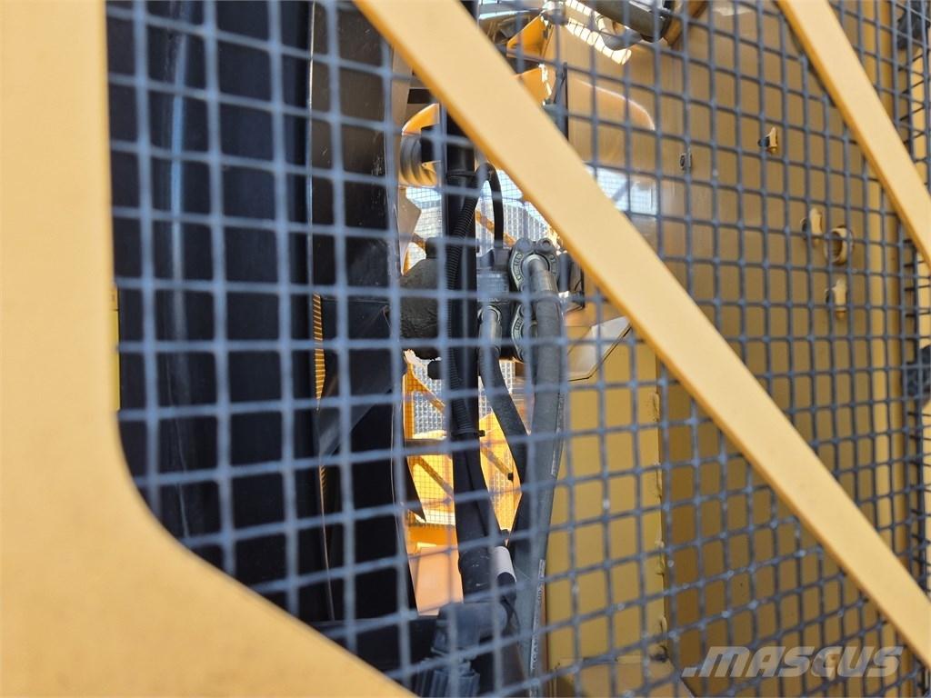 Volvo L 180 E Incarcator pe pneuri