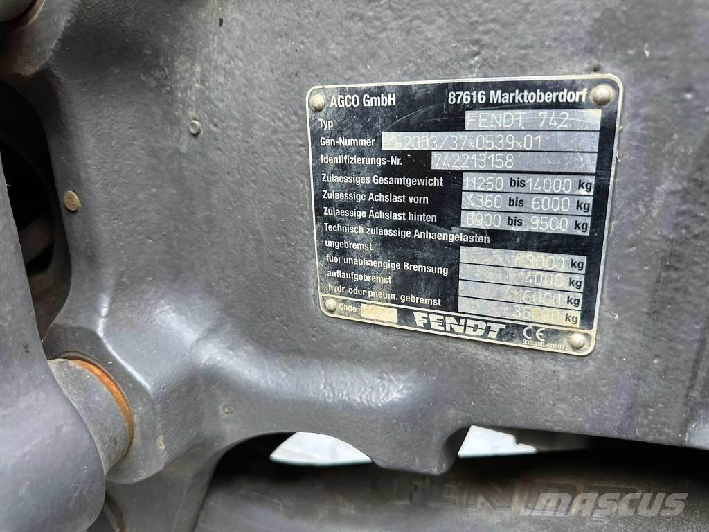 Fendt 722 Profi Plus Tractoare