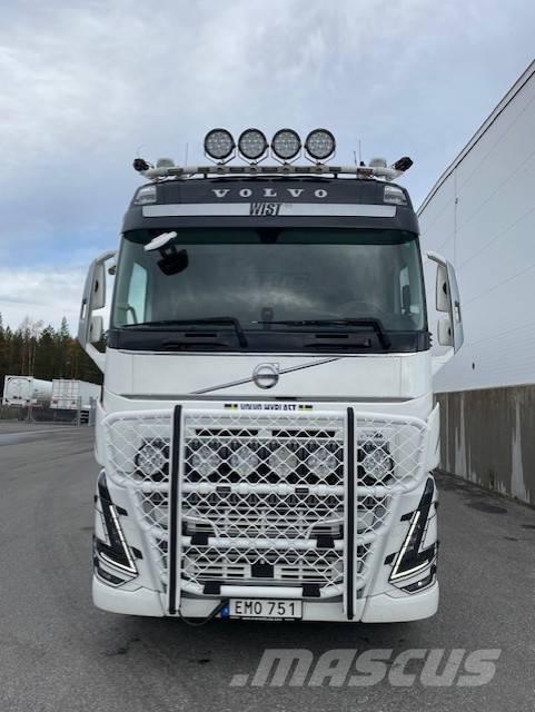 Volvo FH 16 750 Camion pentru lemne