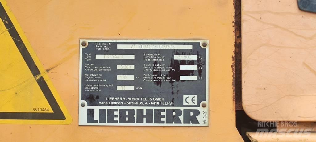 Liebherr PR 744 L Buldozere pe senile