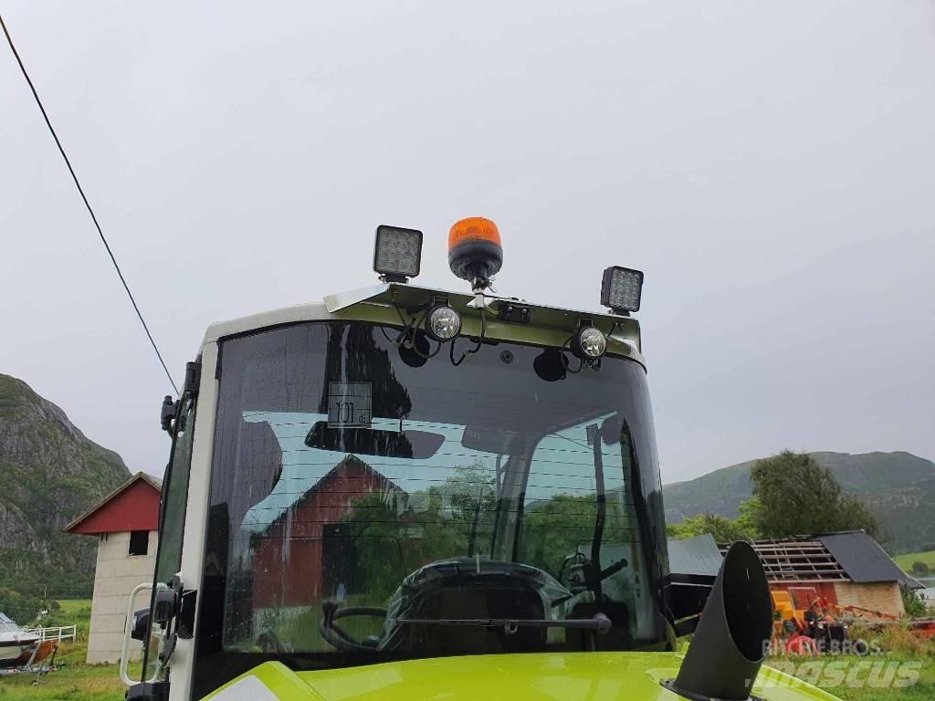 CLAAS TORION 530 Încarcatoare frontale