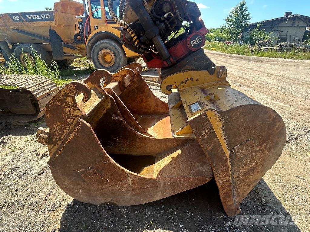 CAT 323 EL Excavatoare pe șenile
