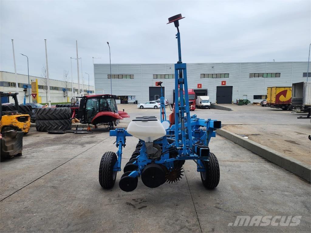 Monosem NG PLUS 3 Masini cu insamantare precisa