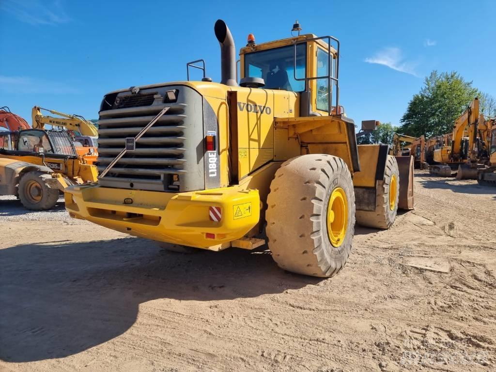 Volvo L 180 E Incarcator pe pneuri