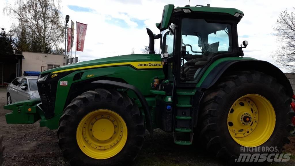 John Deere 8R 340 Tractoare