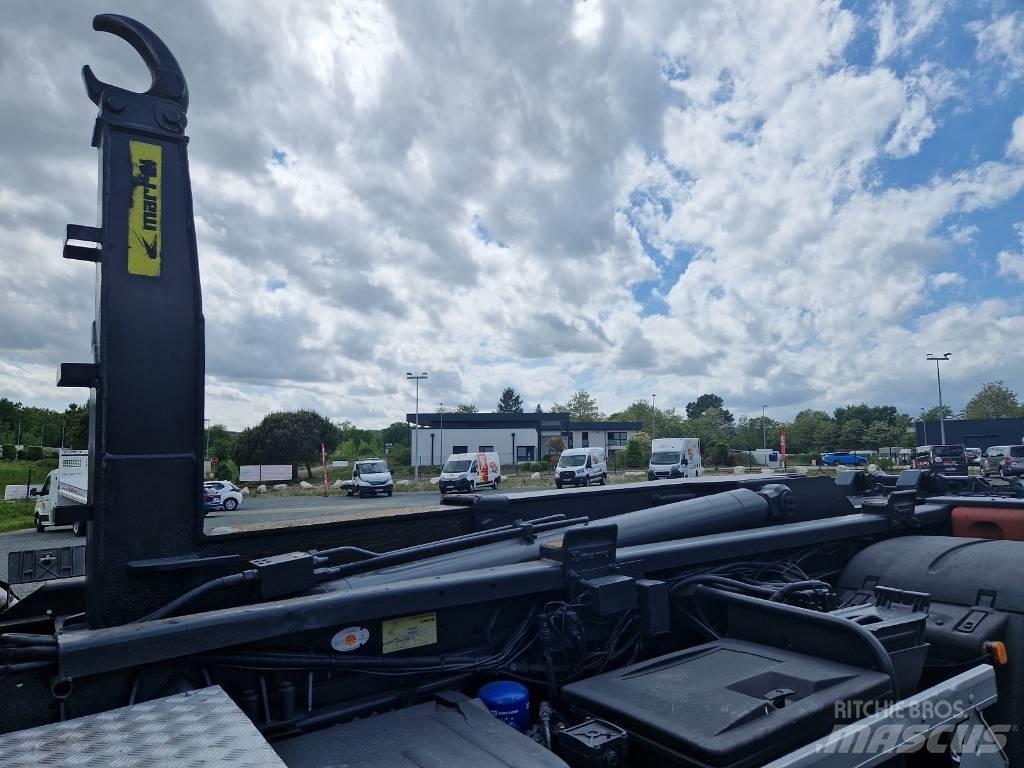 MAN TGS 26.360 Camion cu carlig de ridicare