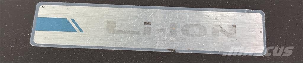 Atlet PSP160 Transpaleti autopropulsanti