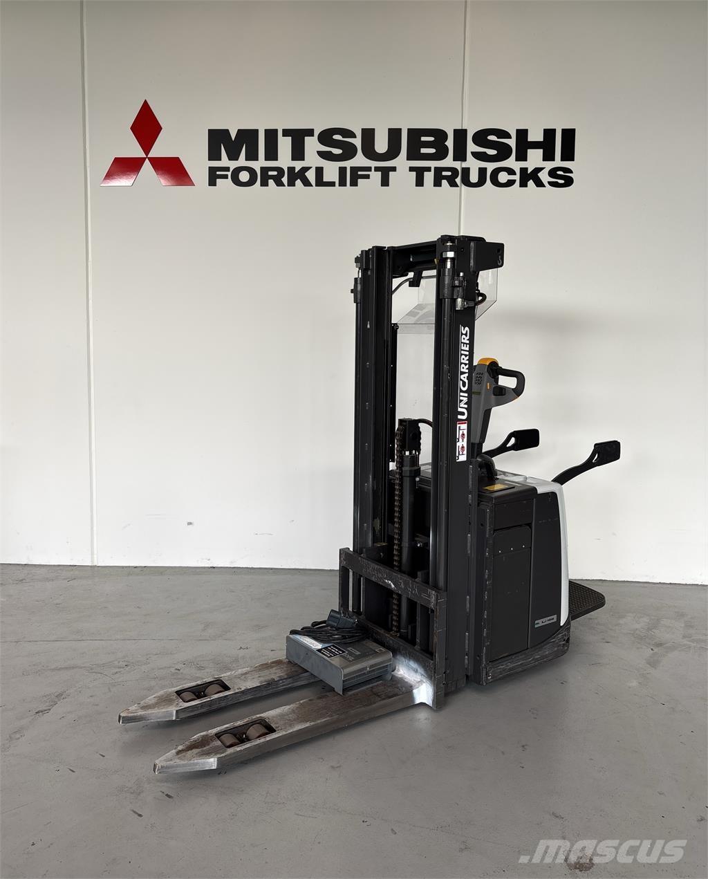 Atlet PSP160 Transpaleti autopropulsanti