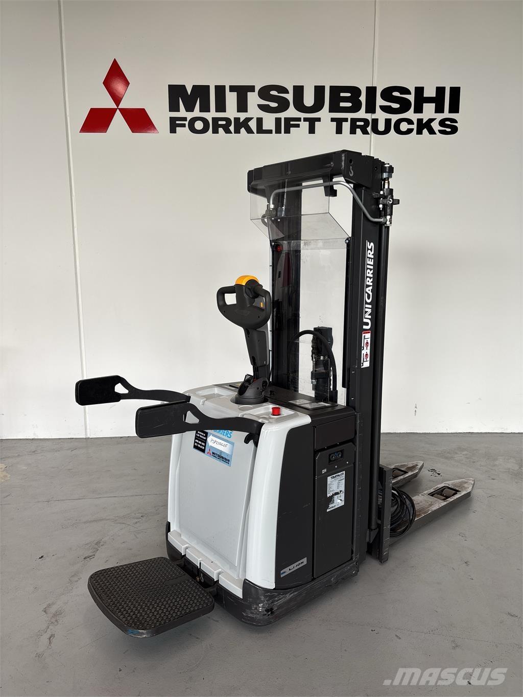 Atlet PSP160 Transpaleti autopropulsanti