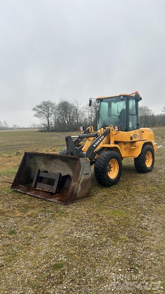 Volvo L 30 G Incarcator pe pneuri