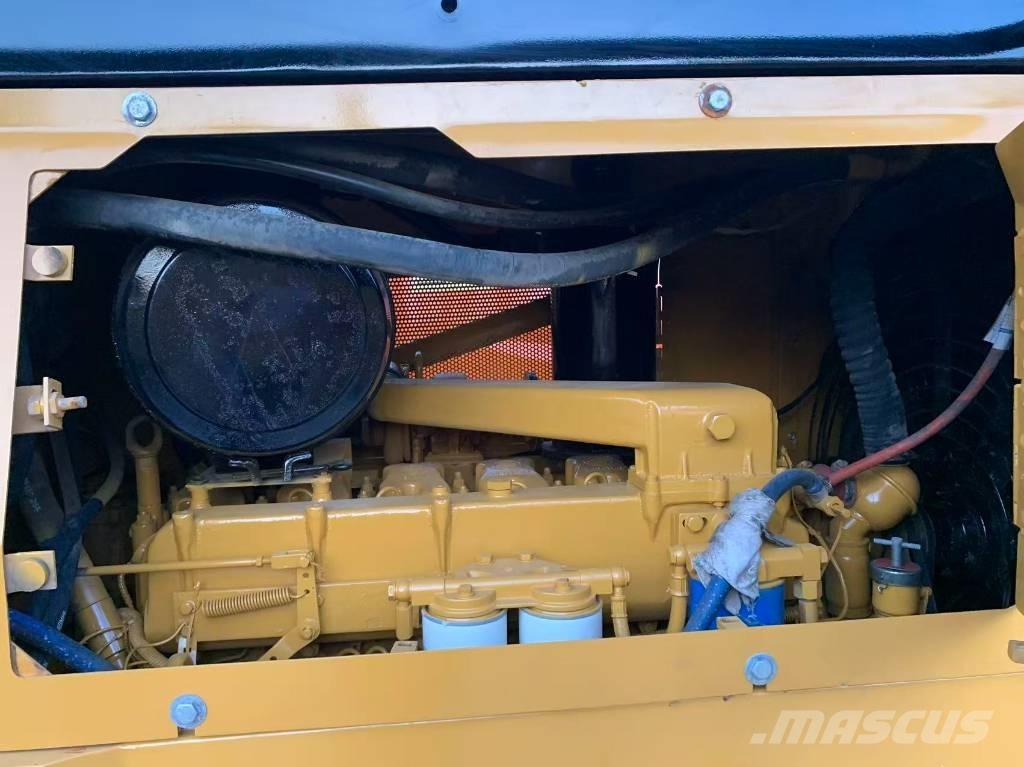 CAT D 6 G Buldozere pe senile