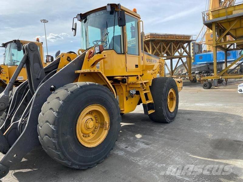Volvo L 120 E Incarcator pe pneuri