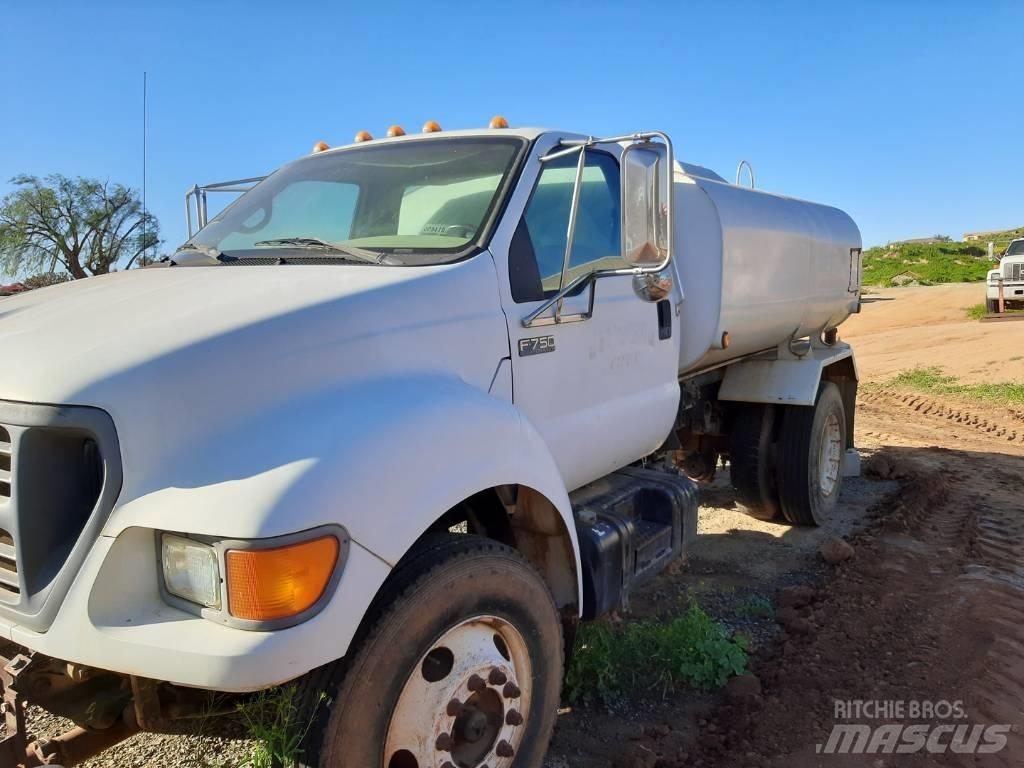 Ford F 750 Cisterne