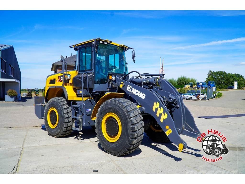 XCMG XC948E Incarcator pe pneuri
