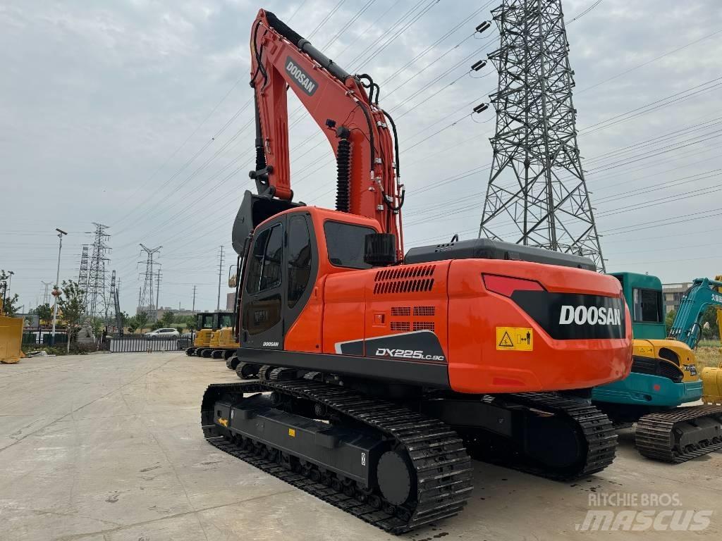 Doosan DX 225 LC-9C Excavatoare pe șenile

