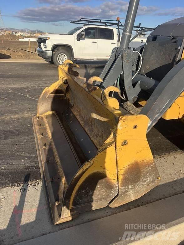 John Deere 310 Buldoexcavatoare