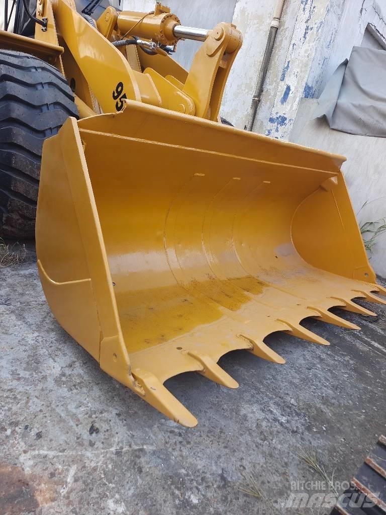 CAT 950 G Incarcator pe pneuri