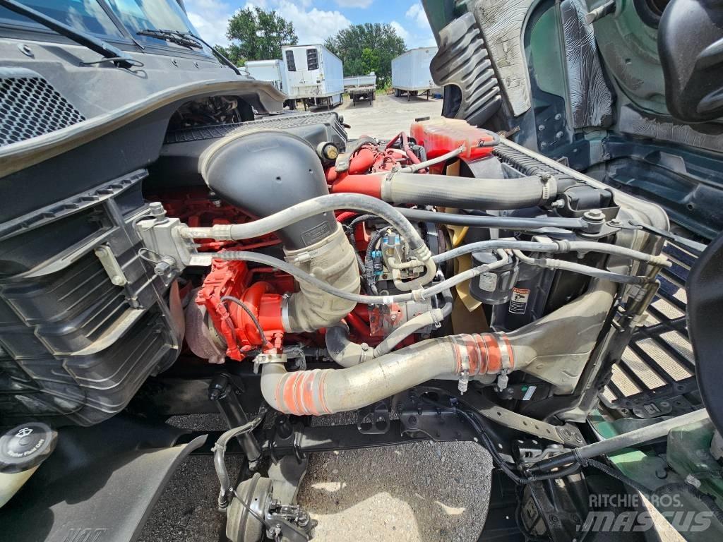 Freightliner 125 Autotractoare