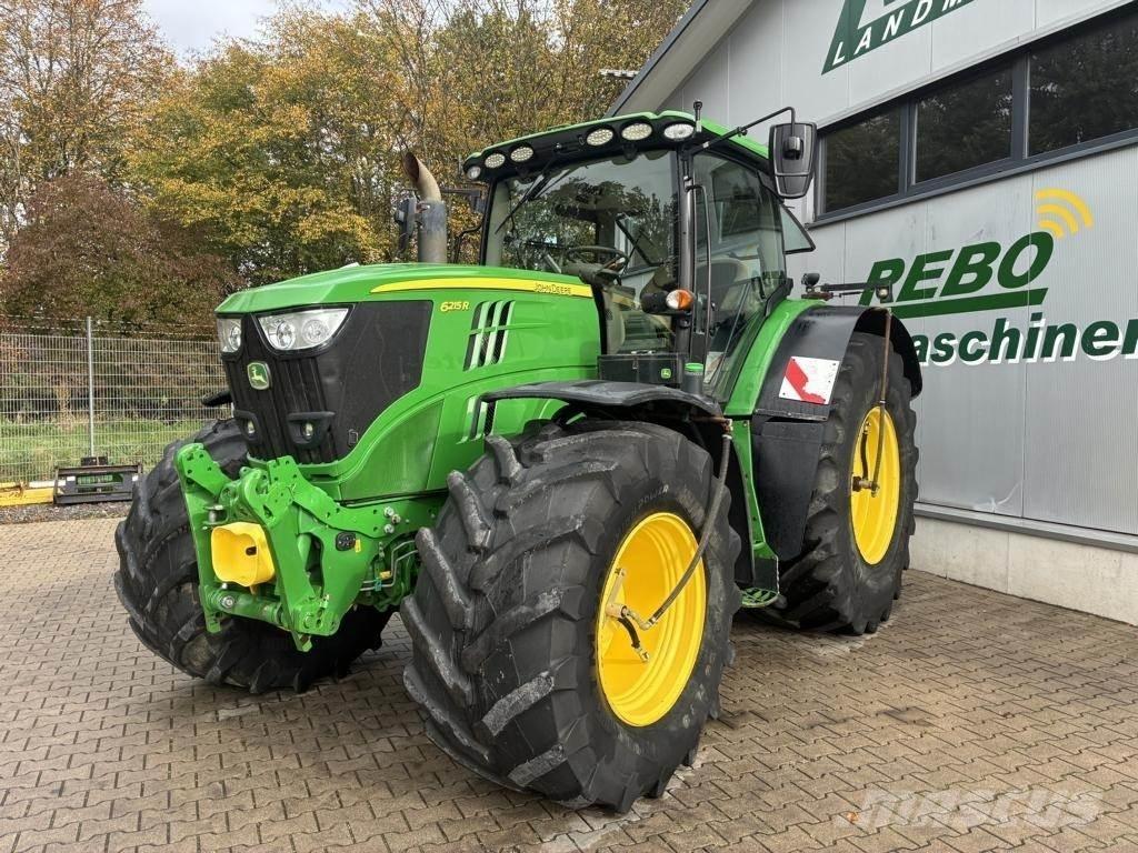 John Deere 6215R Tractoare