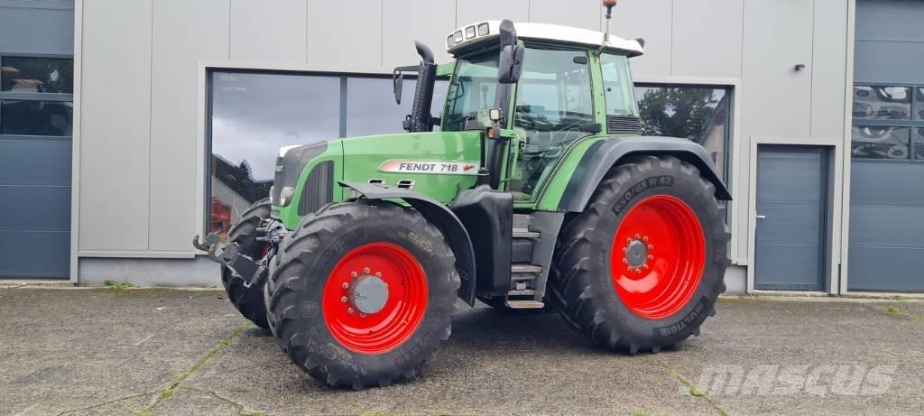 Fendt 718 Vario TMS Tractoare