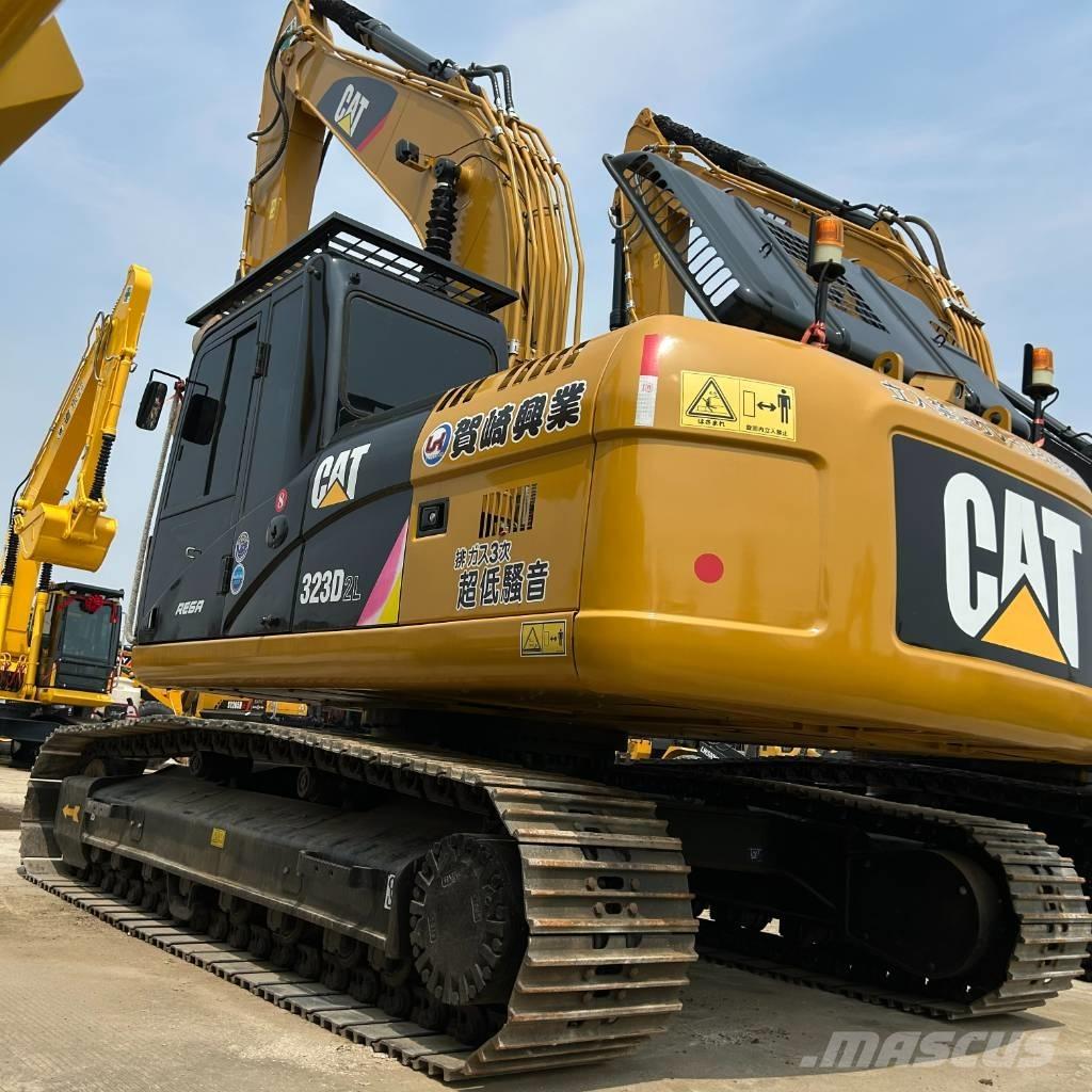 CAT 323D2L Excavatoare pe șenile
