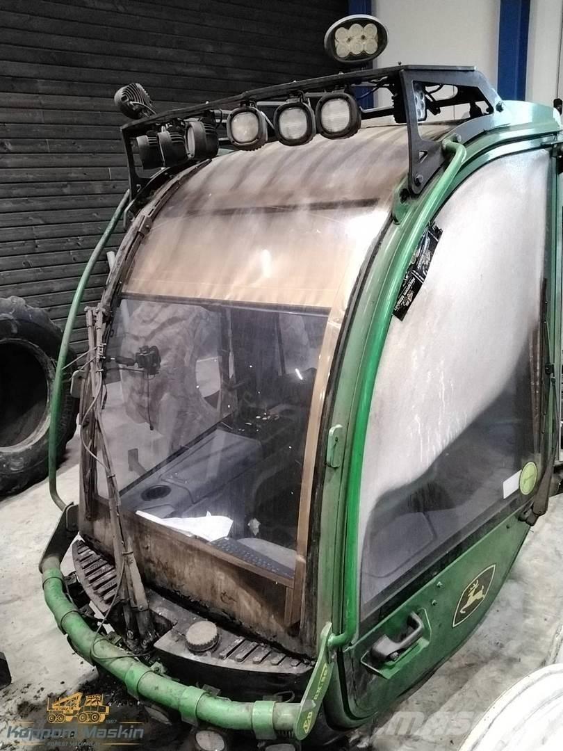 John Deere 1470g Cabine si interior