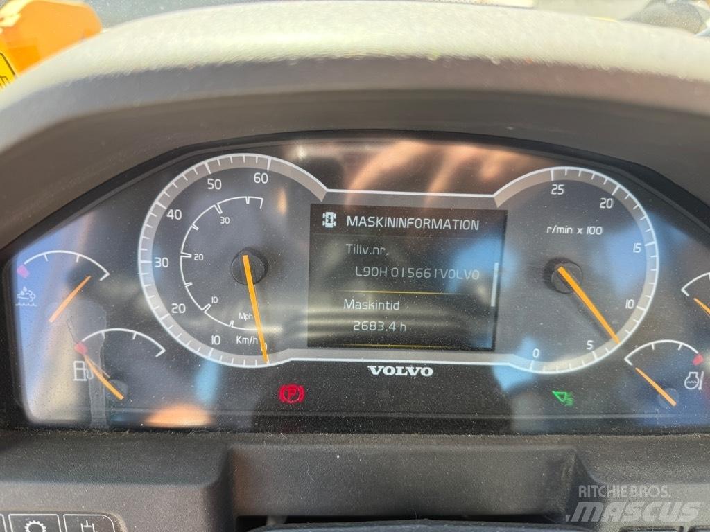 Volvo L90H Incarcator pe pneuri
