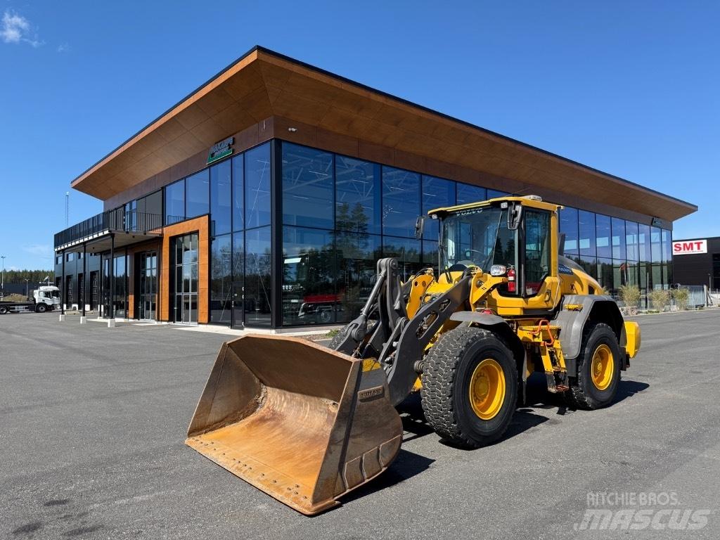 Volvo L90H Incarcator pe pneuri