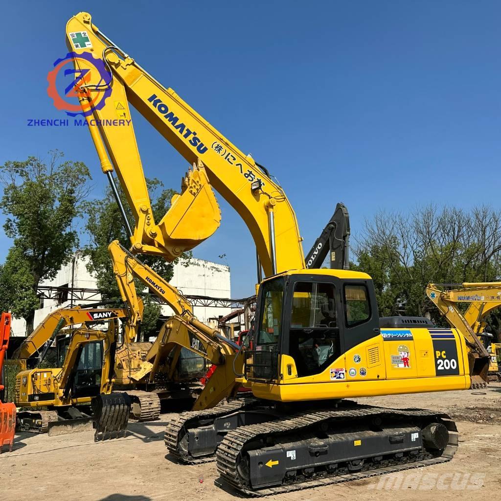 Komatsu PC 200-7 Excavatoare pe șenile
