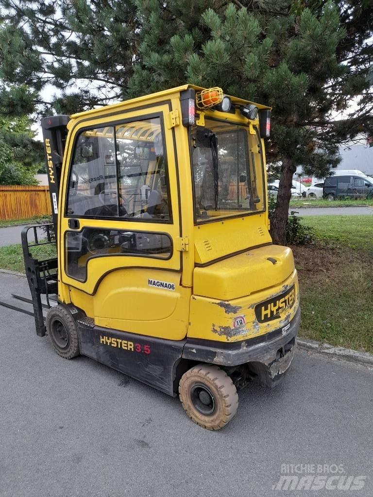 Hyster J3.5XN Stivuitor electric
