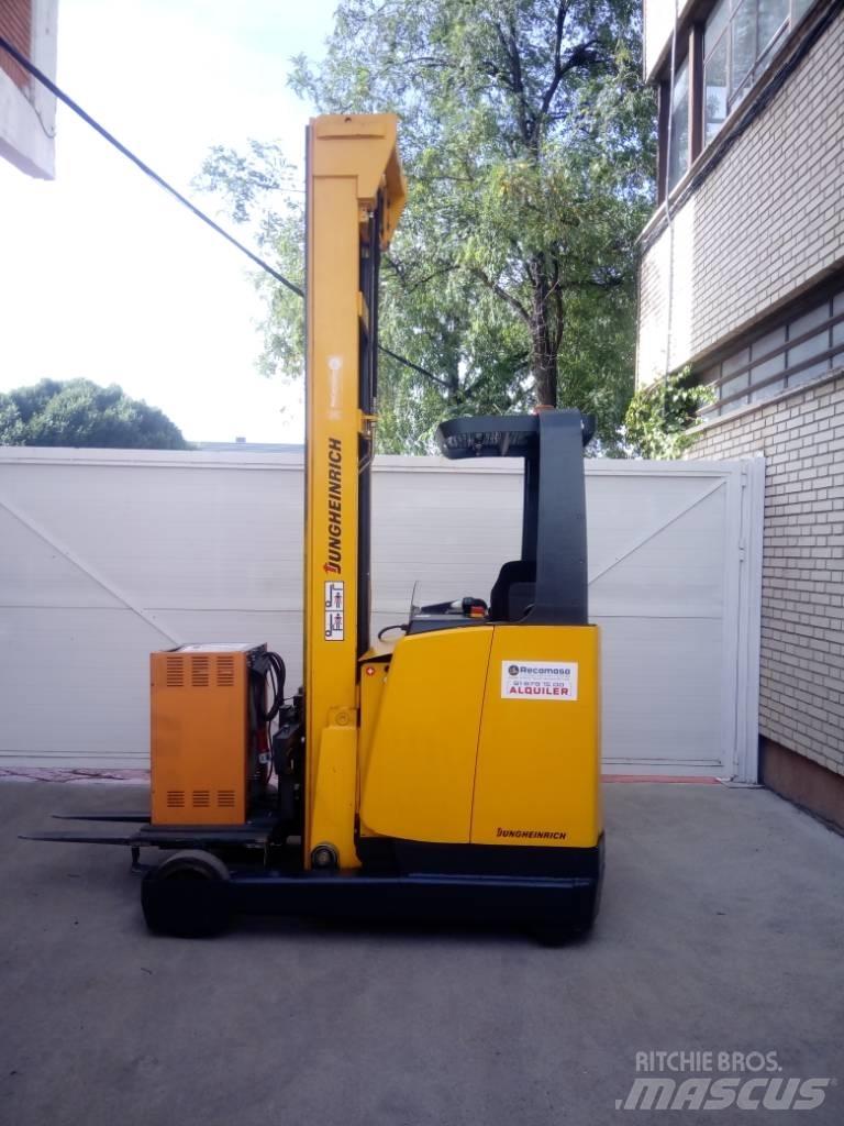 Jungheinrich ETV 220 Stivuitor cu catarg retractabil