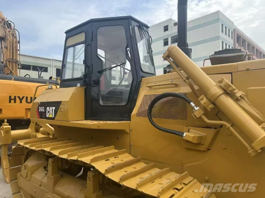 CAT D 6 G Buldozere pe senile