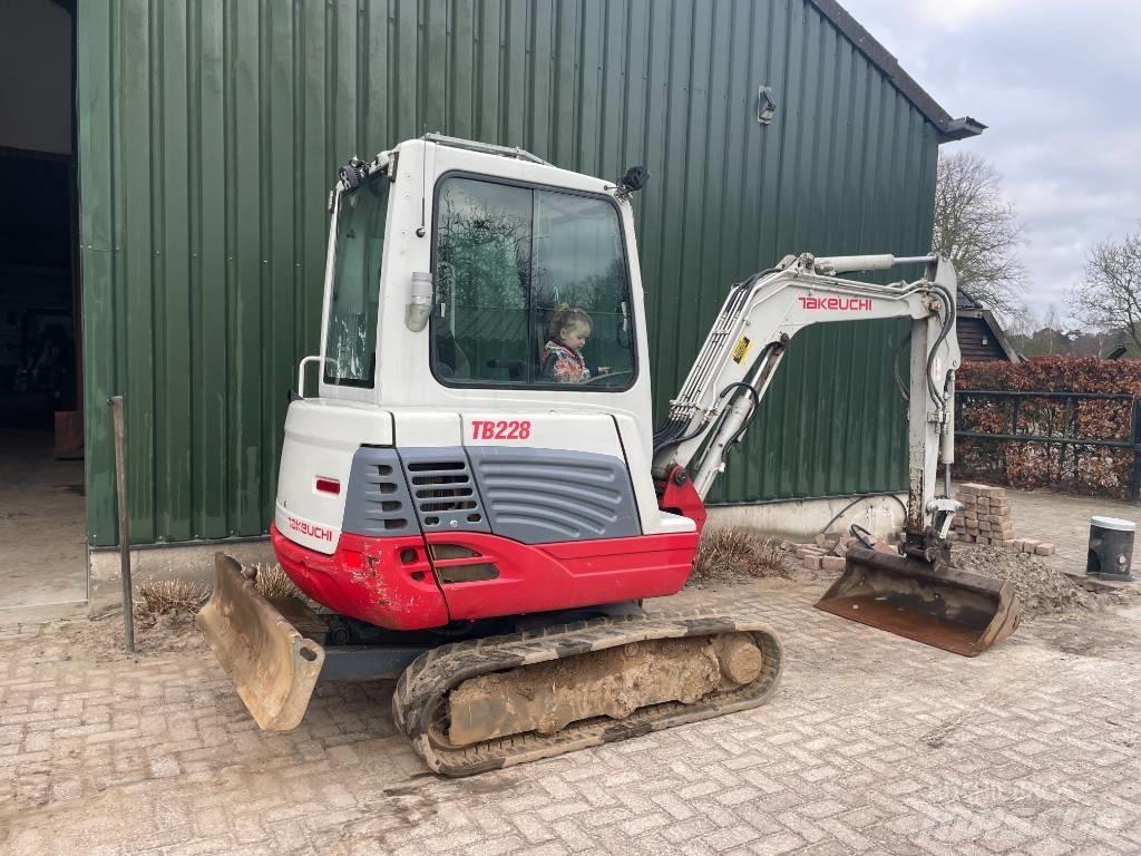 Takeuchi TB 228 Mini excavatoare < 7t