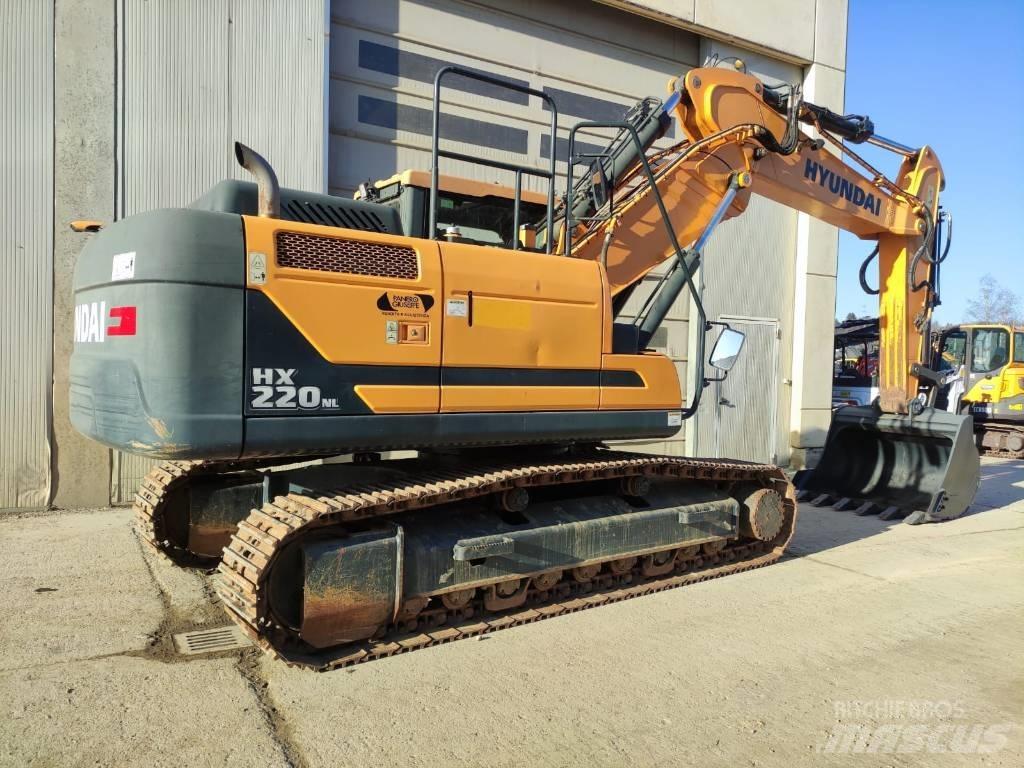 Hyundai HX220NL Excavatoare pe șenile
