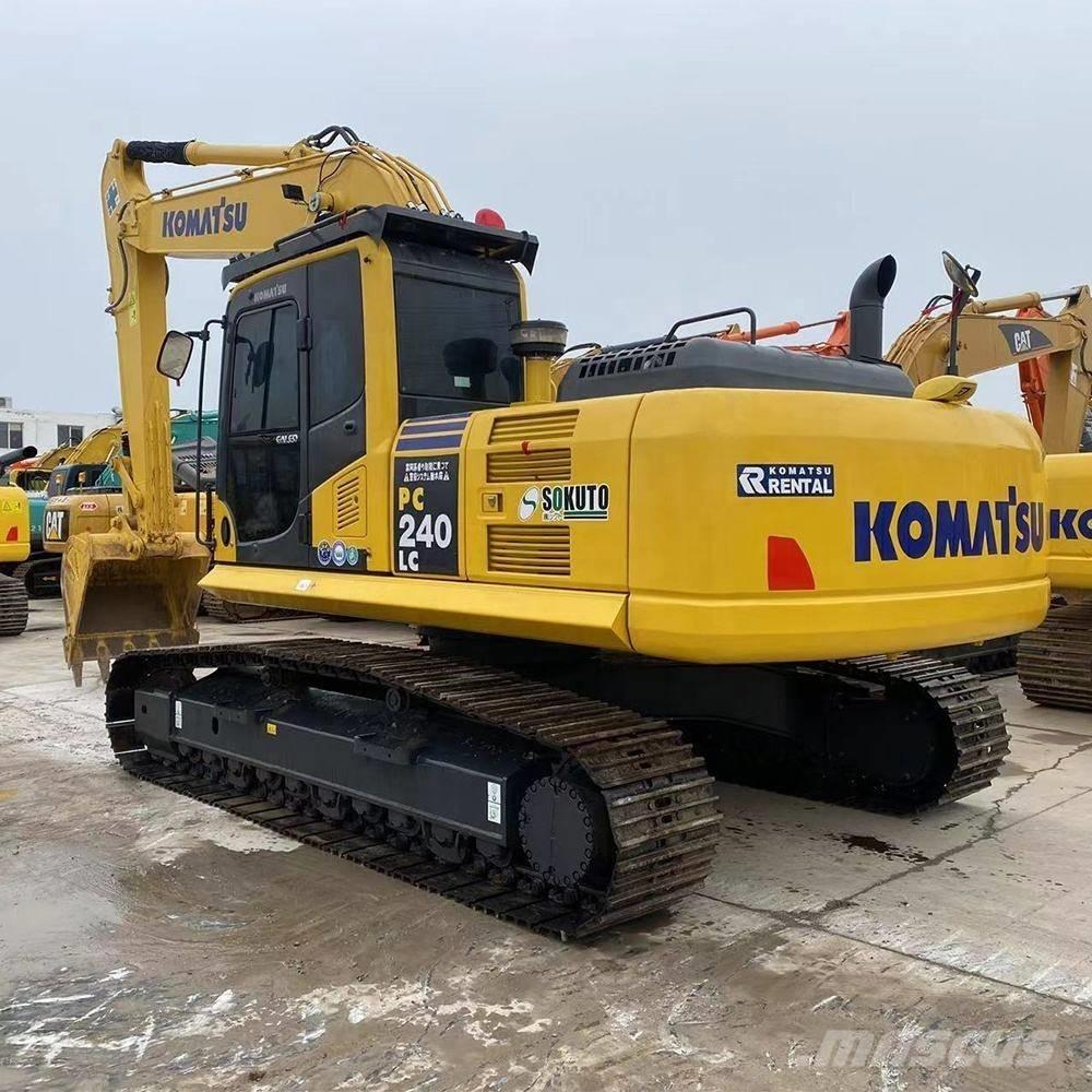 Komatsu PC 240 Excavatoare pe șenile
