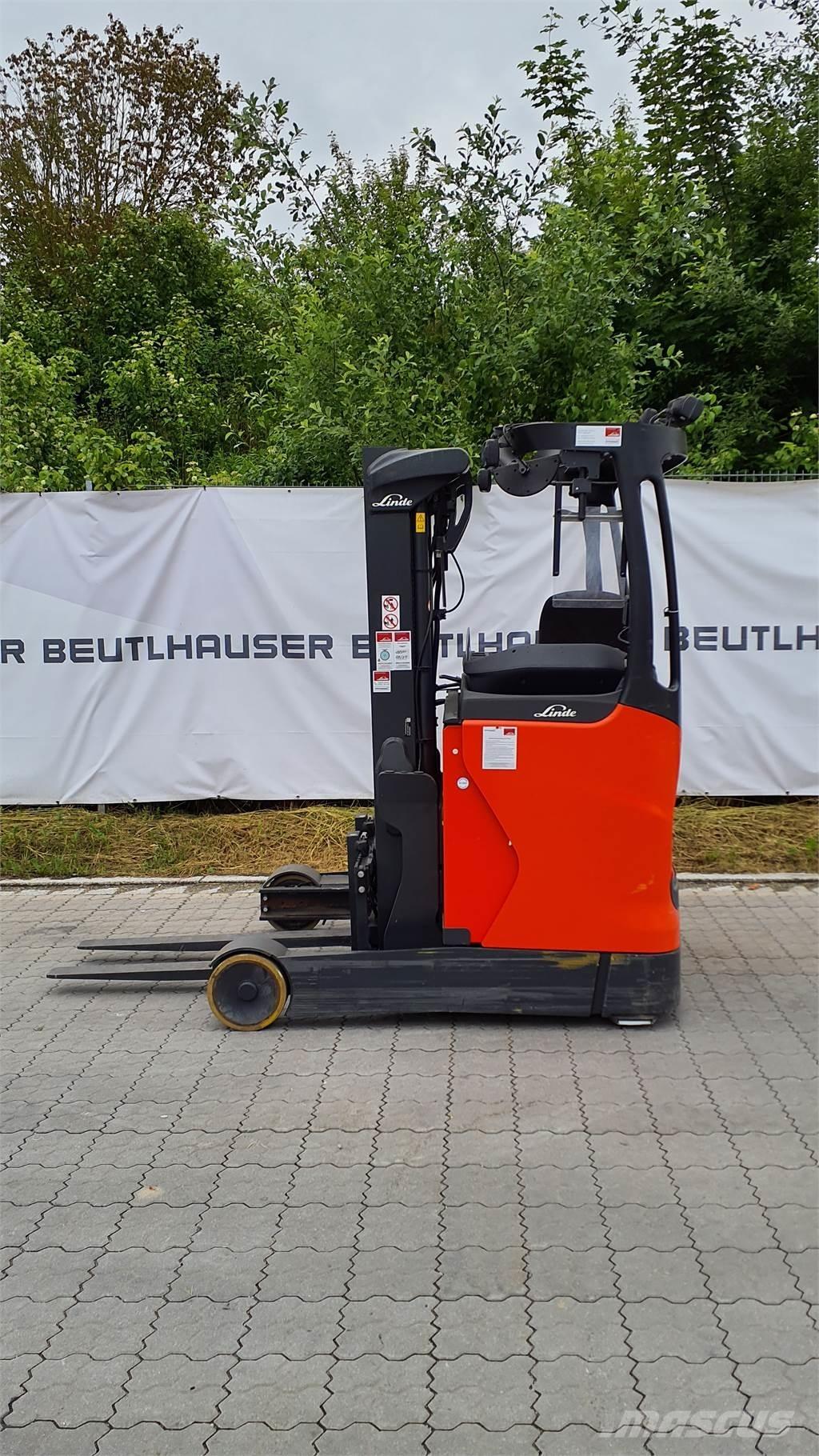 Linde R14B Stivuitor cu catarg retractabil