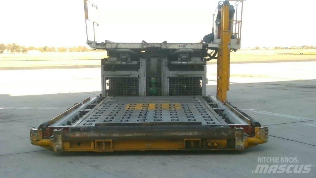 FMC COMMANDER 15I Alte ascensoare si platforme