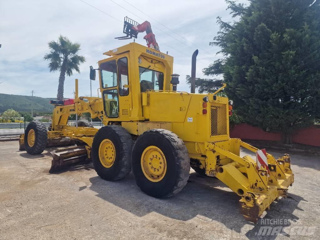 Komatsu GD 521 A-1 Gredere